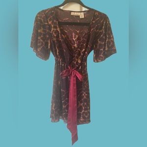 DKNY Jeans cute top with maroon satin cinch tie in front.